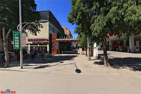 出售泰安十里河明堂花苑3室2厅1卫100平精装修